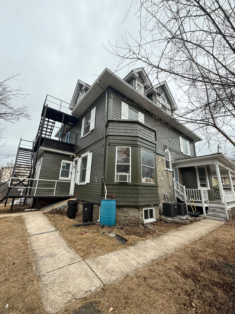 236 W Ridley Ave – photo 3