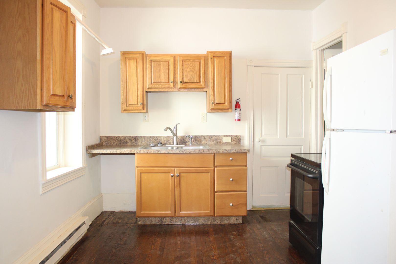 118 W Main St, Windsor, PA 17366 – photo 3