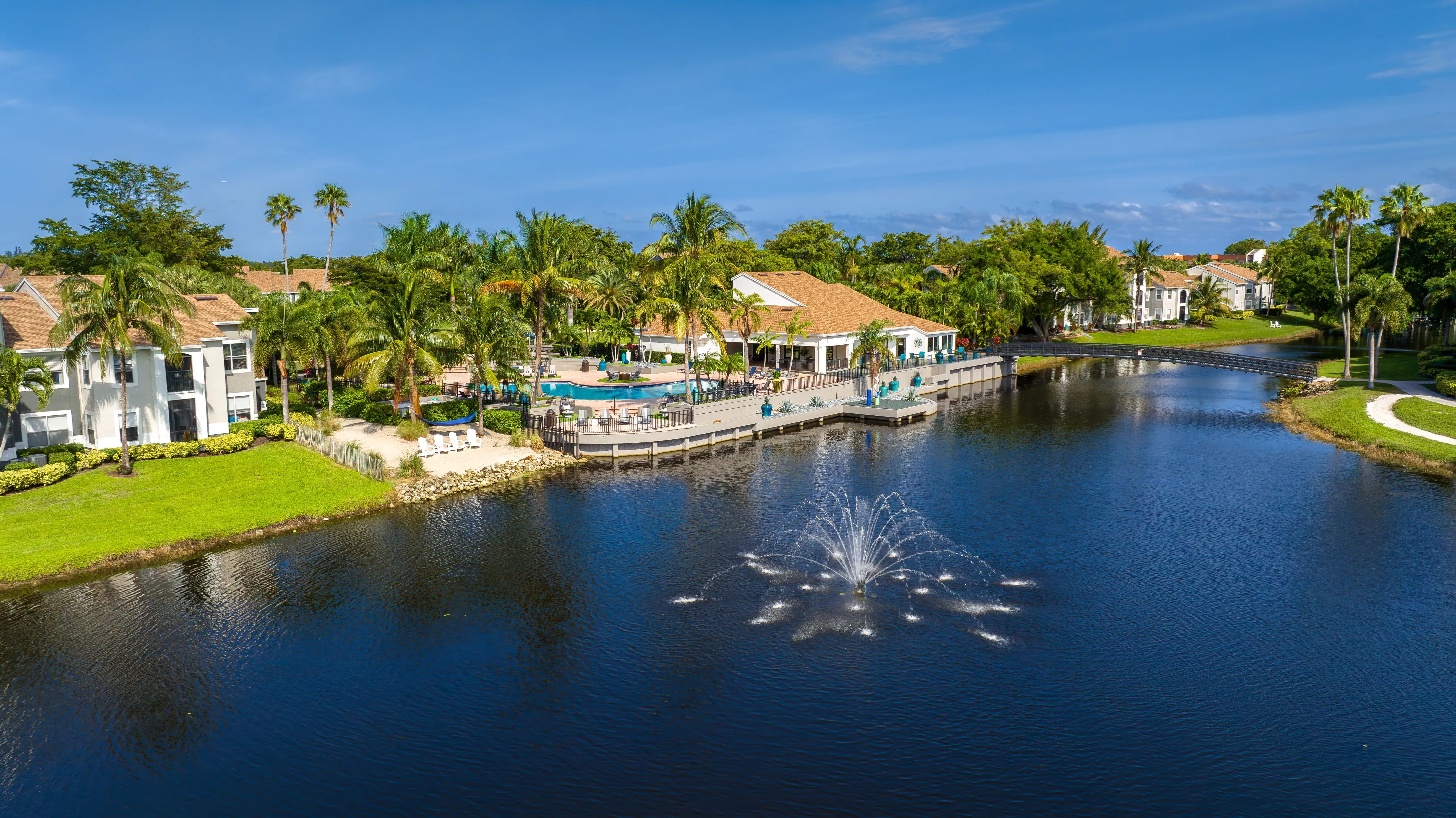 The View at Waters Edge – photo 1