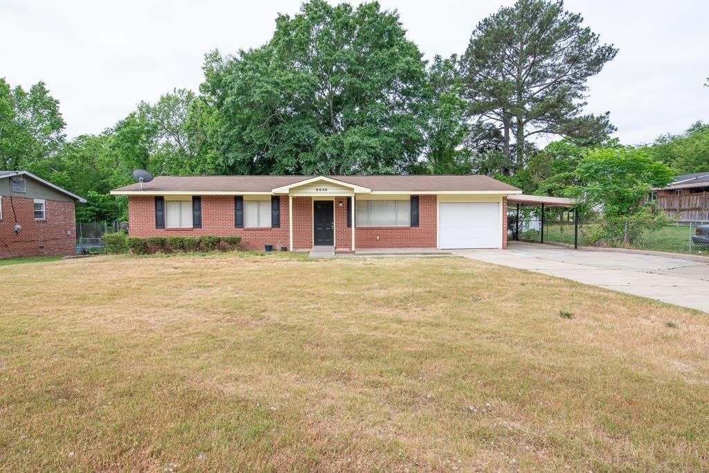 6040 Luna Drive – photo 1