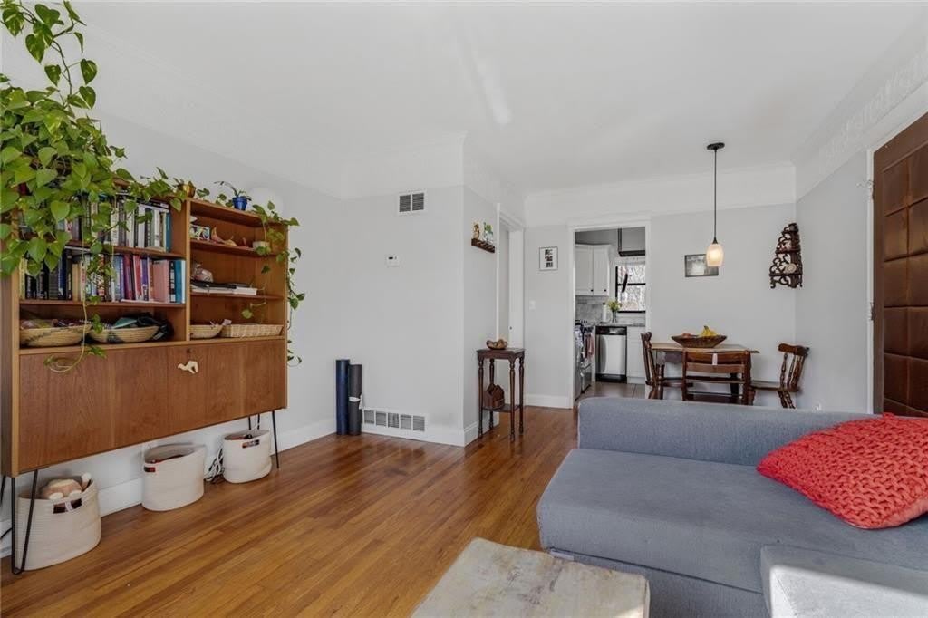 708 Argonne Avenue NE – photo 5