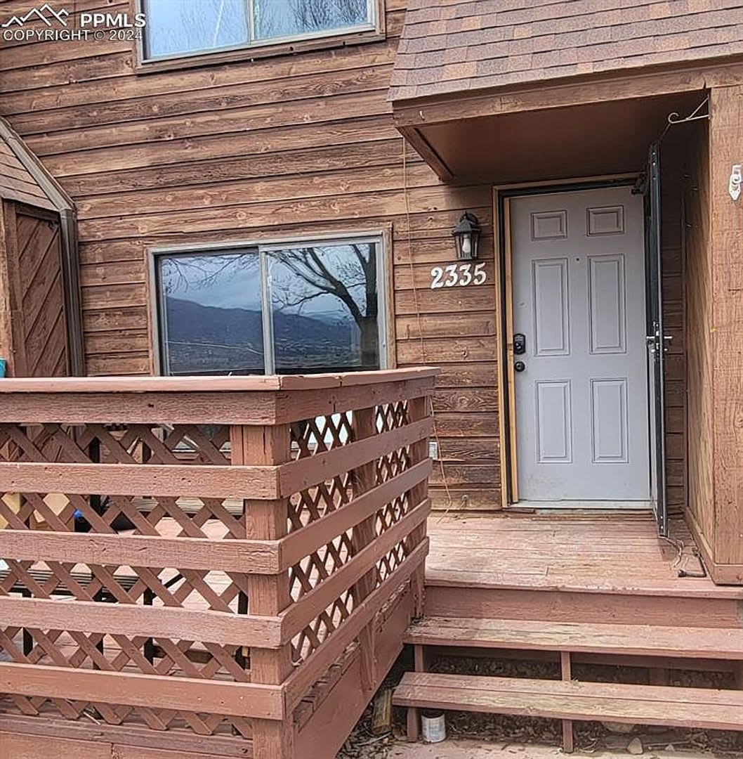 2BR/1.5BA Dog-Friendly Westside Condo near Old Colorado City – photo 2