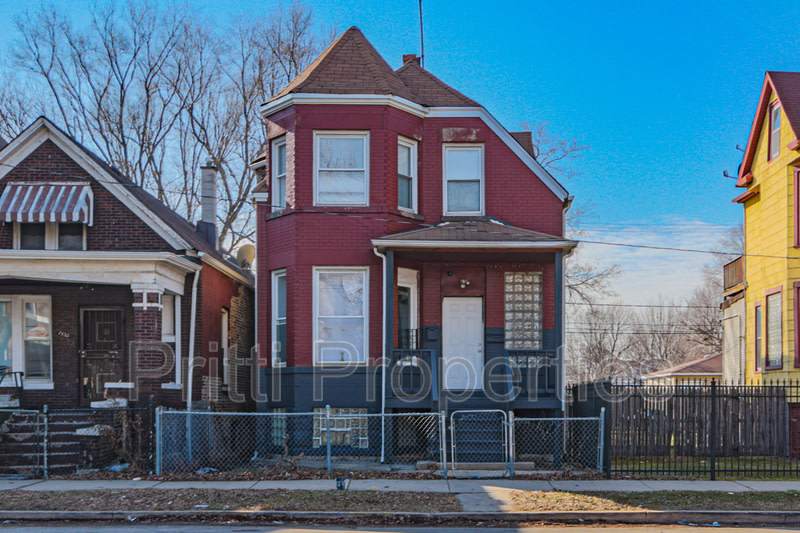 7432 South Maryland Avenue – photo 1