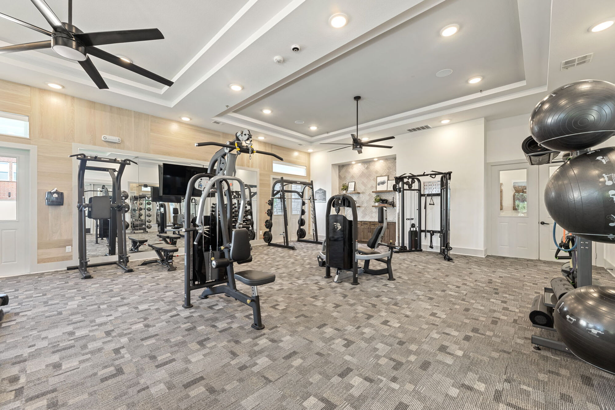 The Royalton at Creeks of Legacy – photo 4