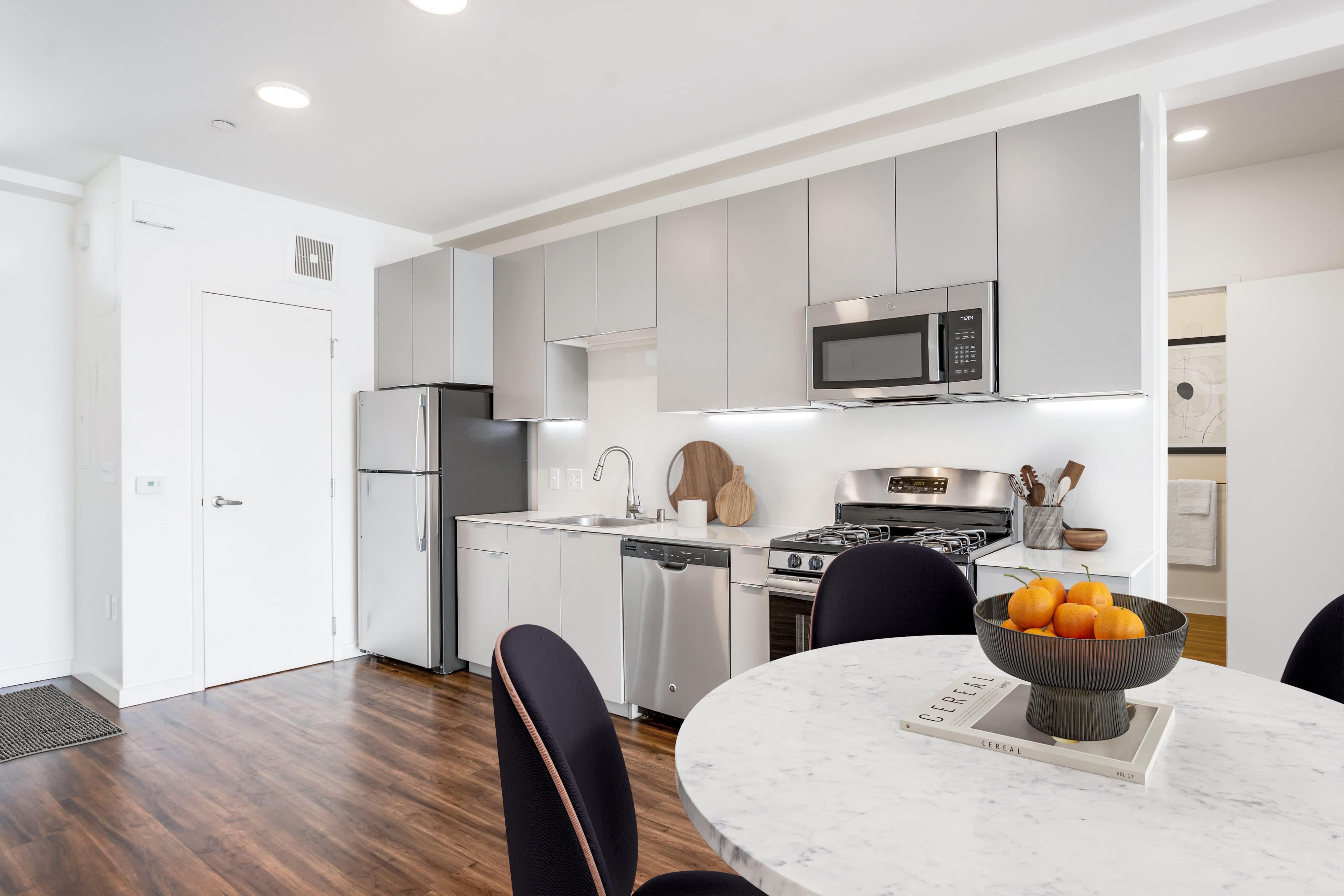 4801 Shattuck – photo 1