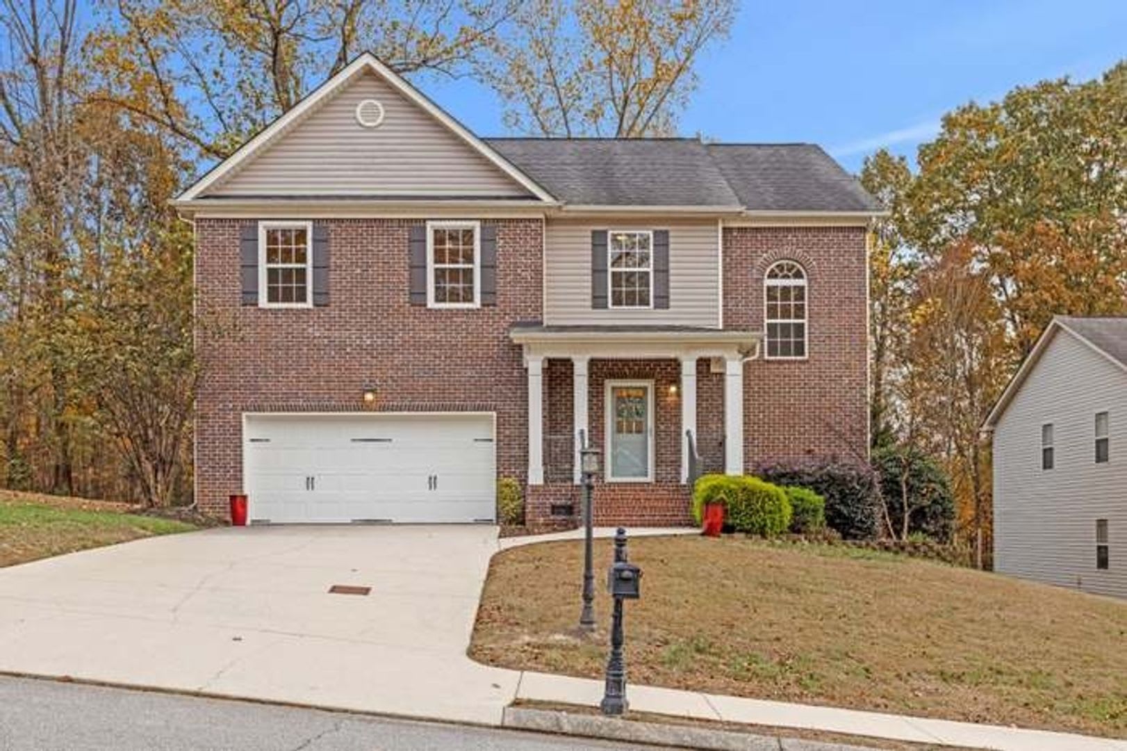 Dog-Friendly Spacious 4BR House in Ooltewah – photo 2