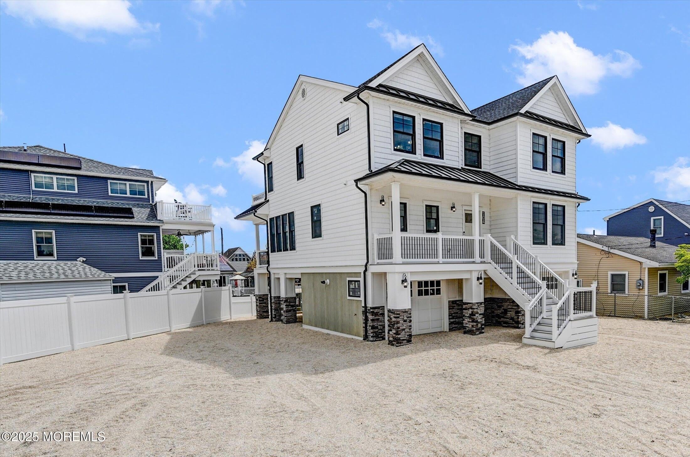 104 Lawrence Drive – photo 3