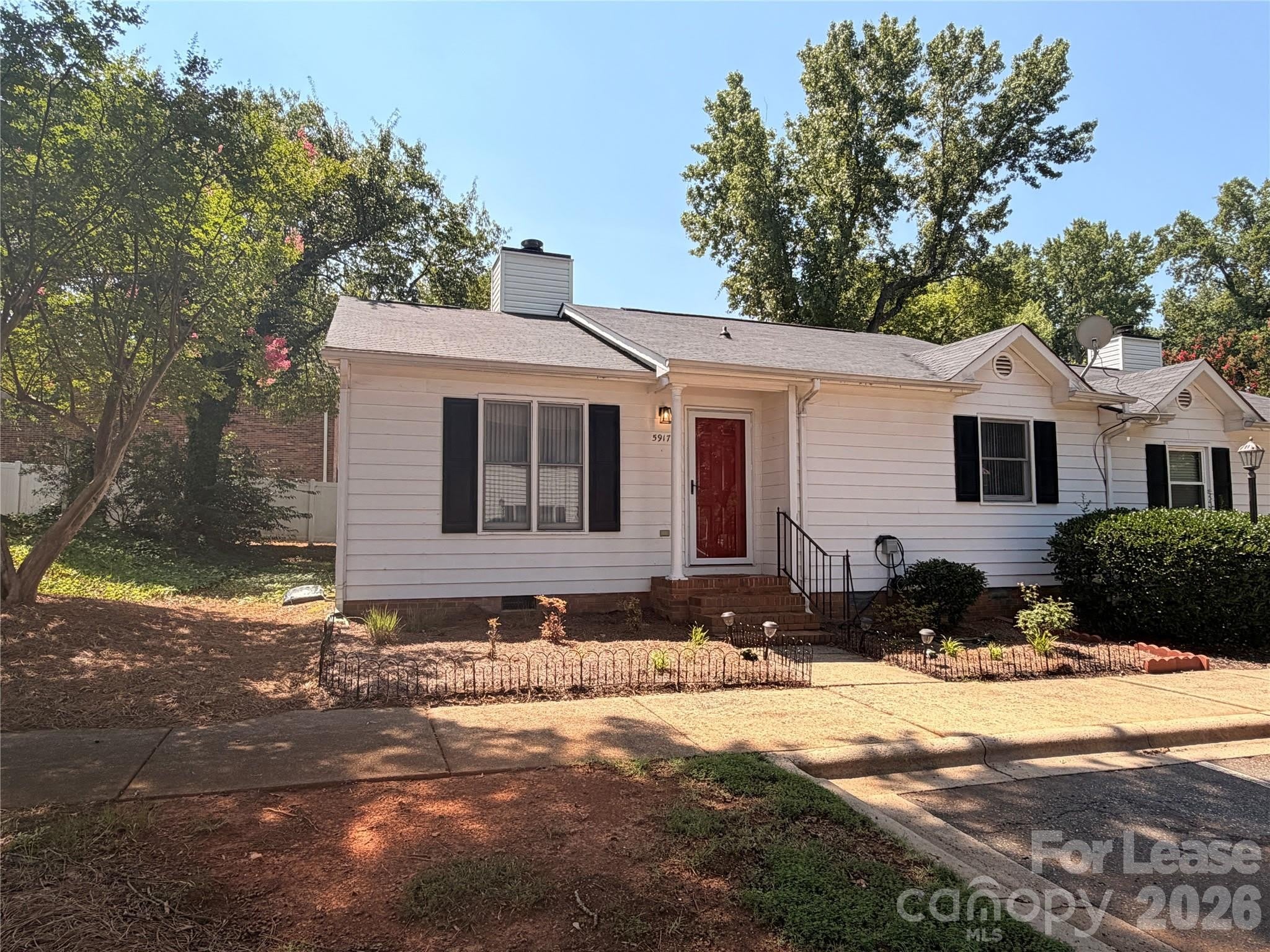 5917 Crape Myrtle Lane – photo 1