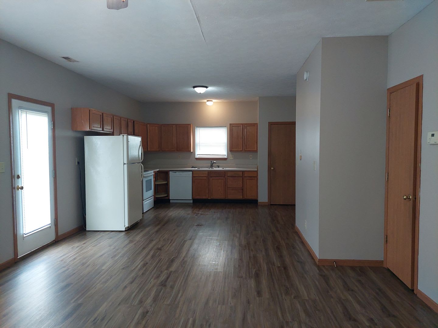 3280 Hopkins Ct. – photo 1
