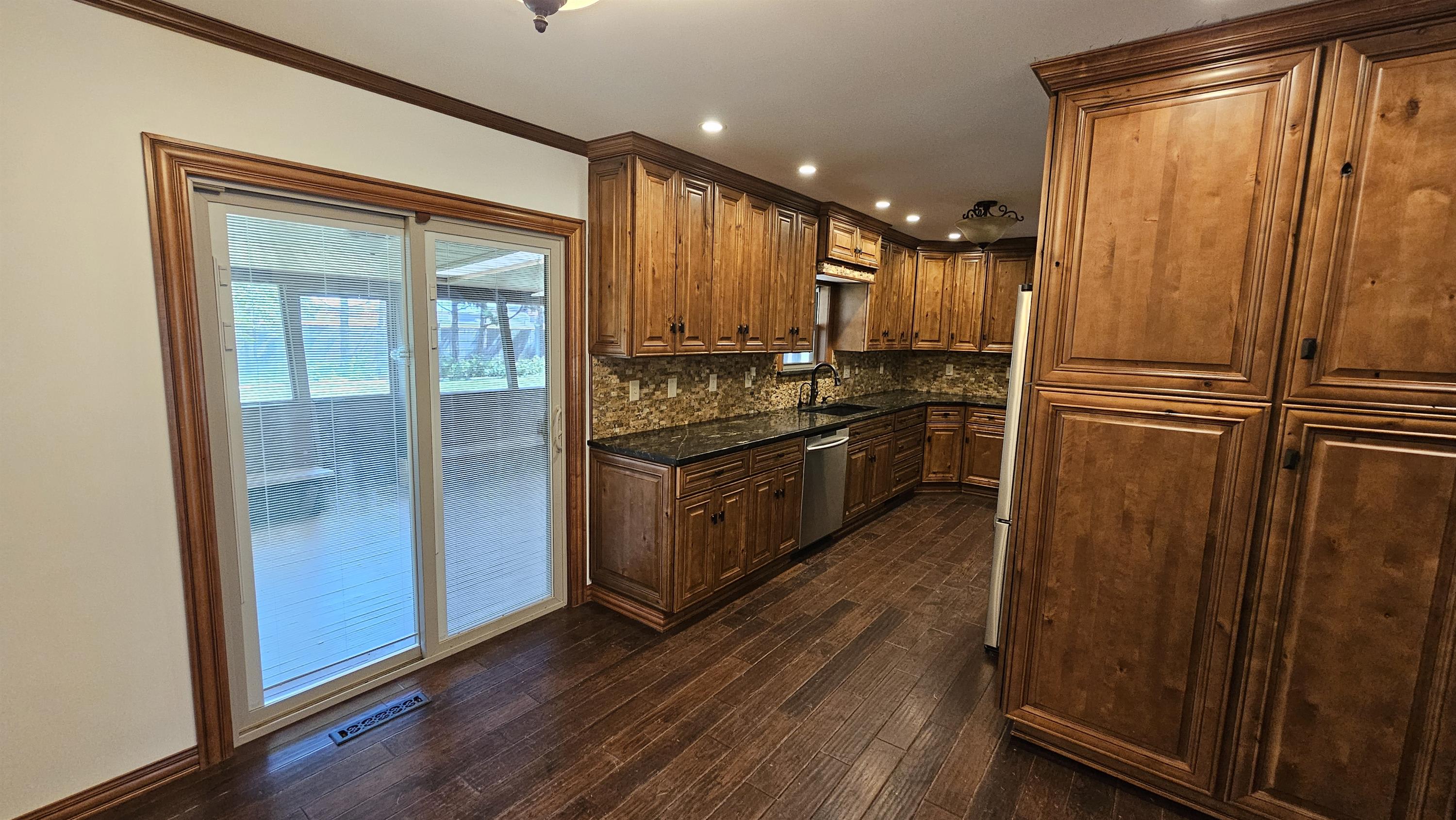11904 West Cedar Lane – photo 4