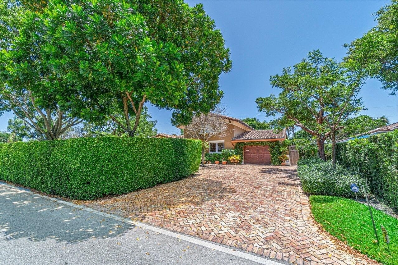 870 NW 7th Street – photo 5