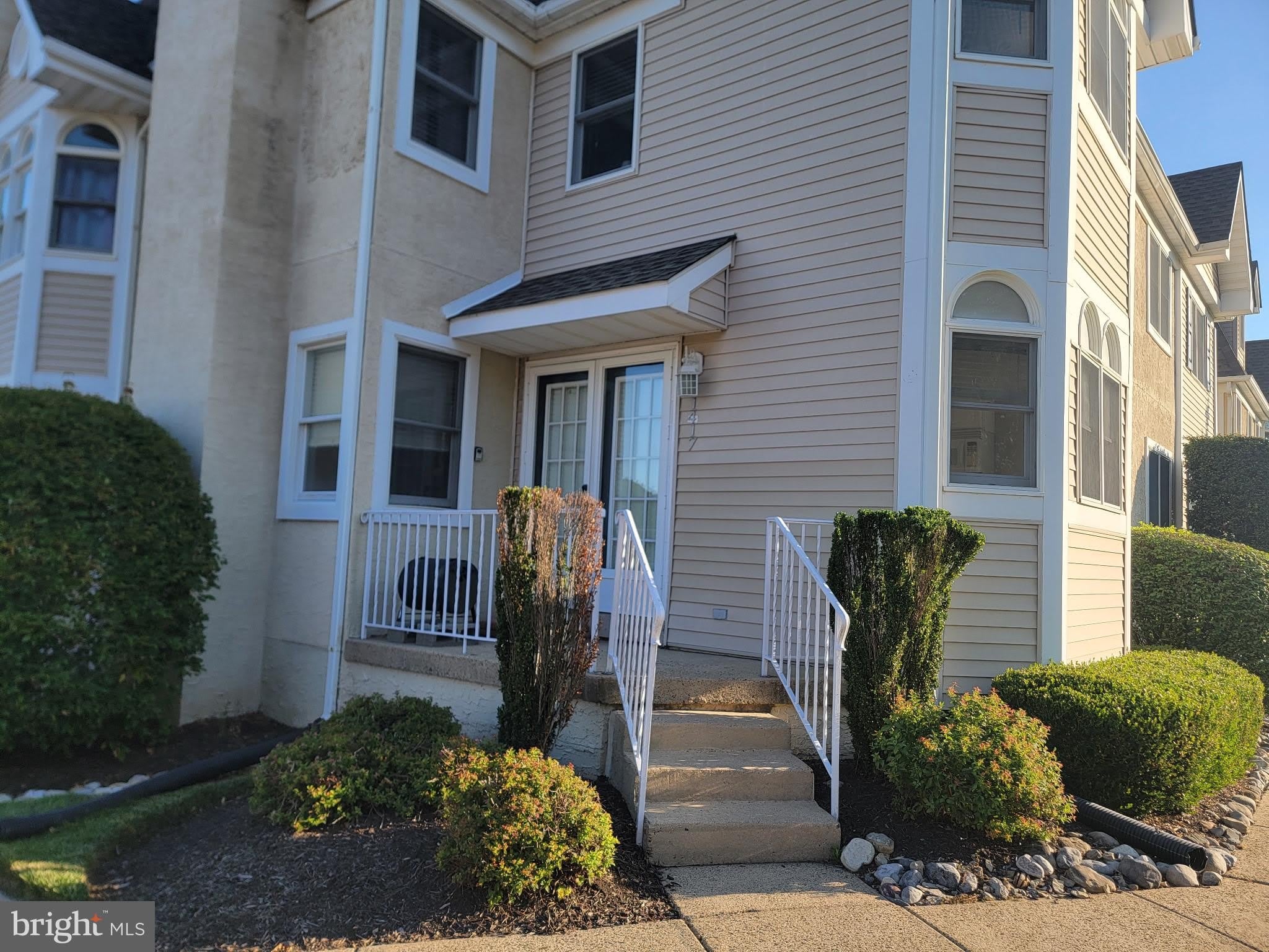 1417 Kathleen Court – photo 2