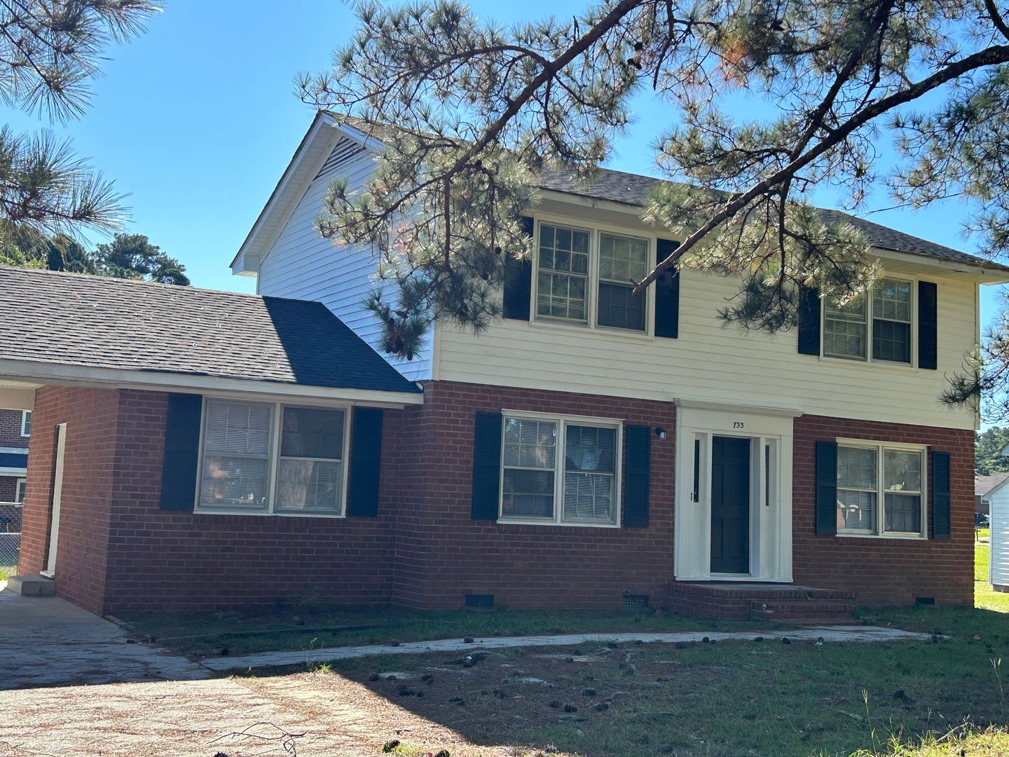 Spacious 3 bedroom 3 bath home for rent – photo 1