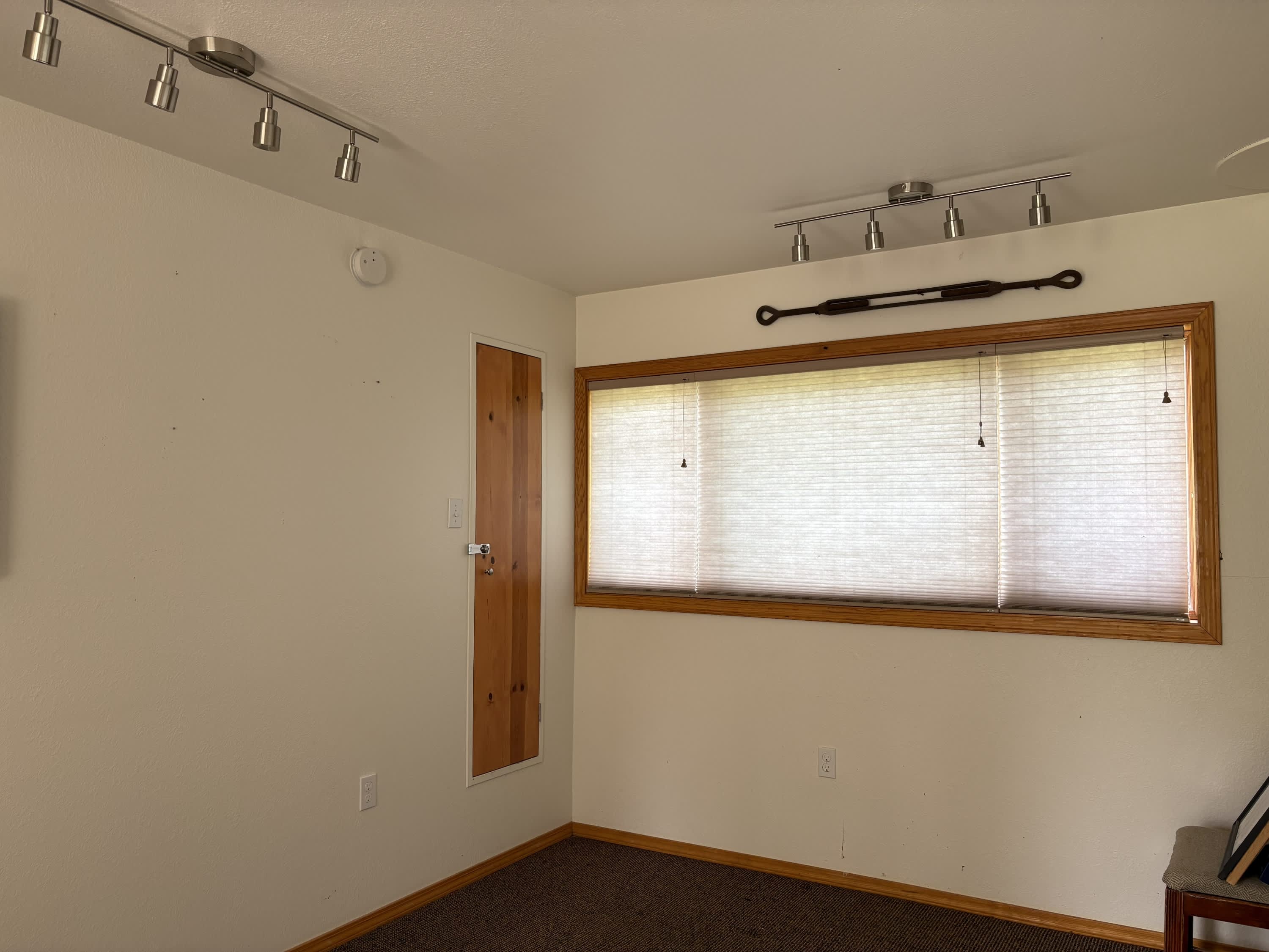 16390 N Glenn Highway – photo 3