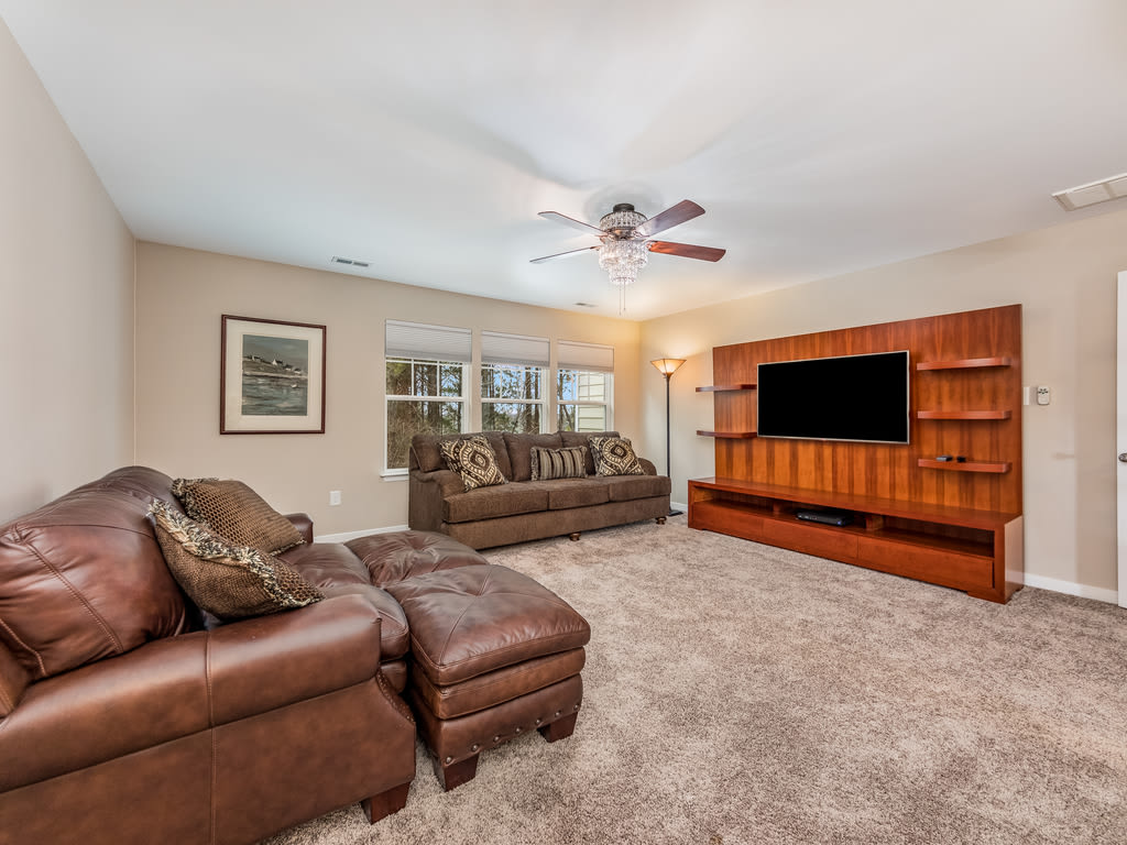 1712 James Overlook Dr – photo 3
