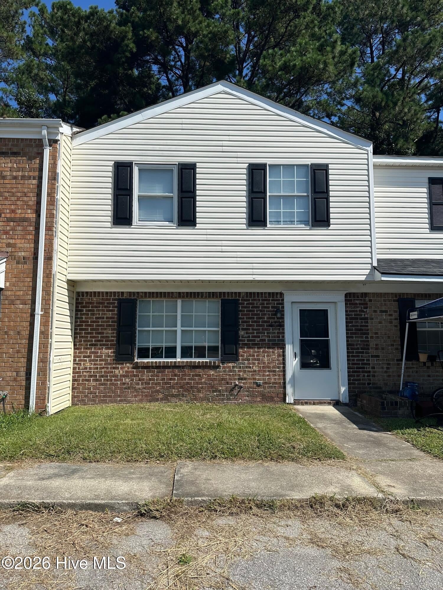 414 Myrtlewood Circle – photo 1