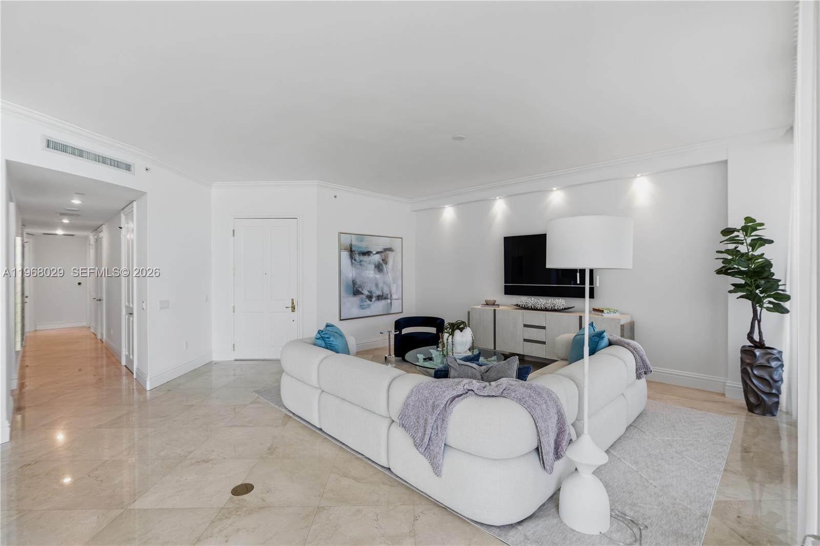 10295 Collins Avenue – photo 5
