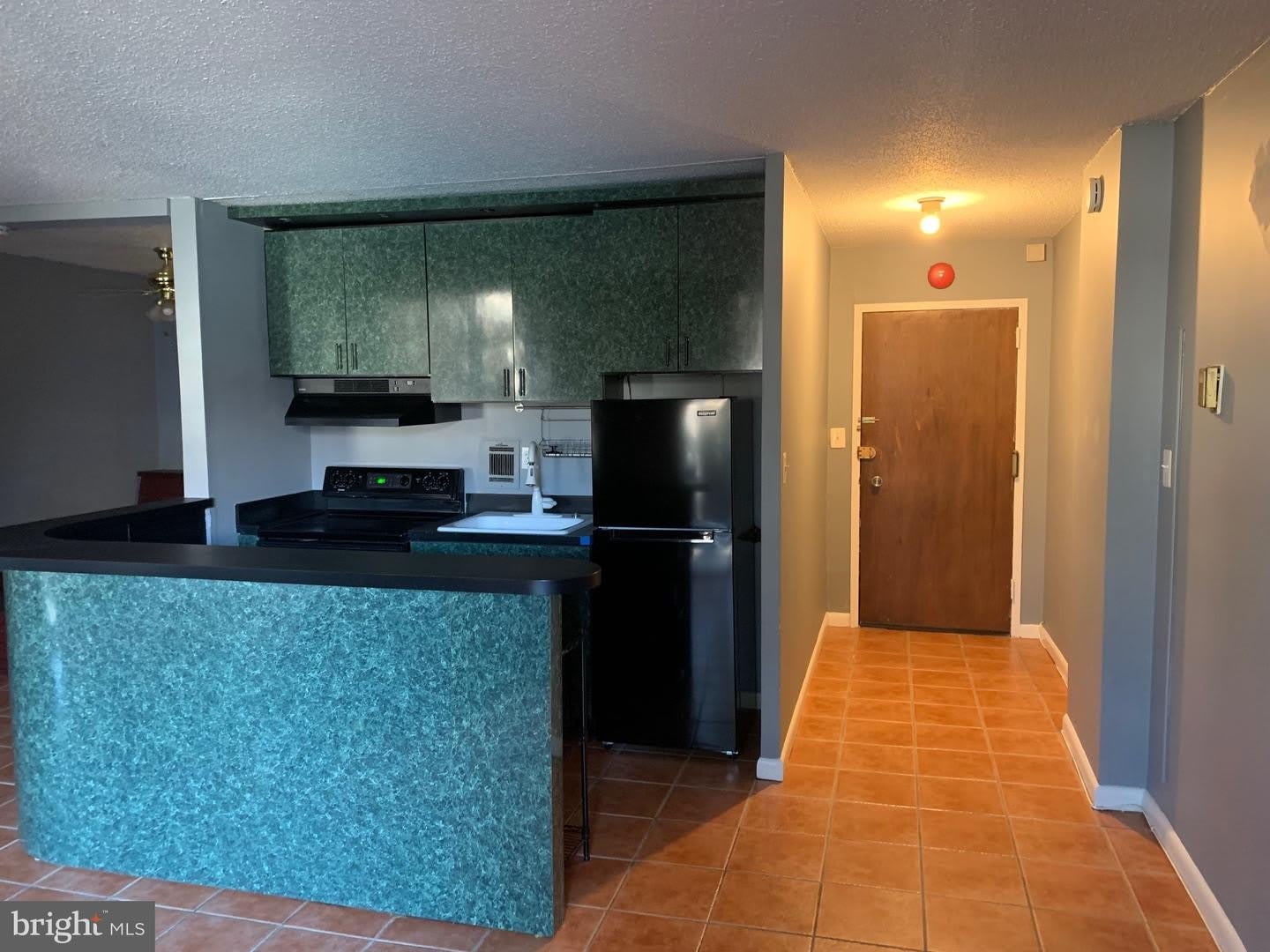 7501 DEMOCRACY BLVD #B-112 – photo 3
