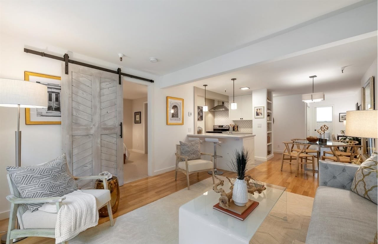 3234 Washington St – photo 1