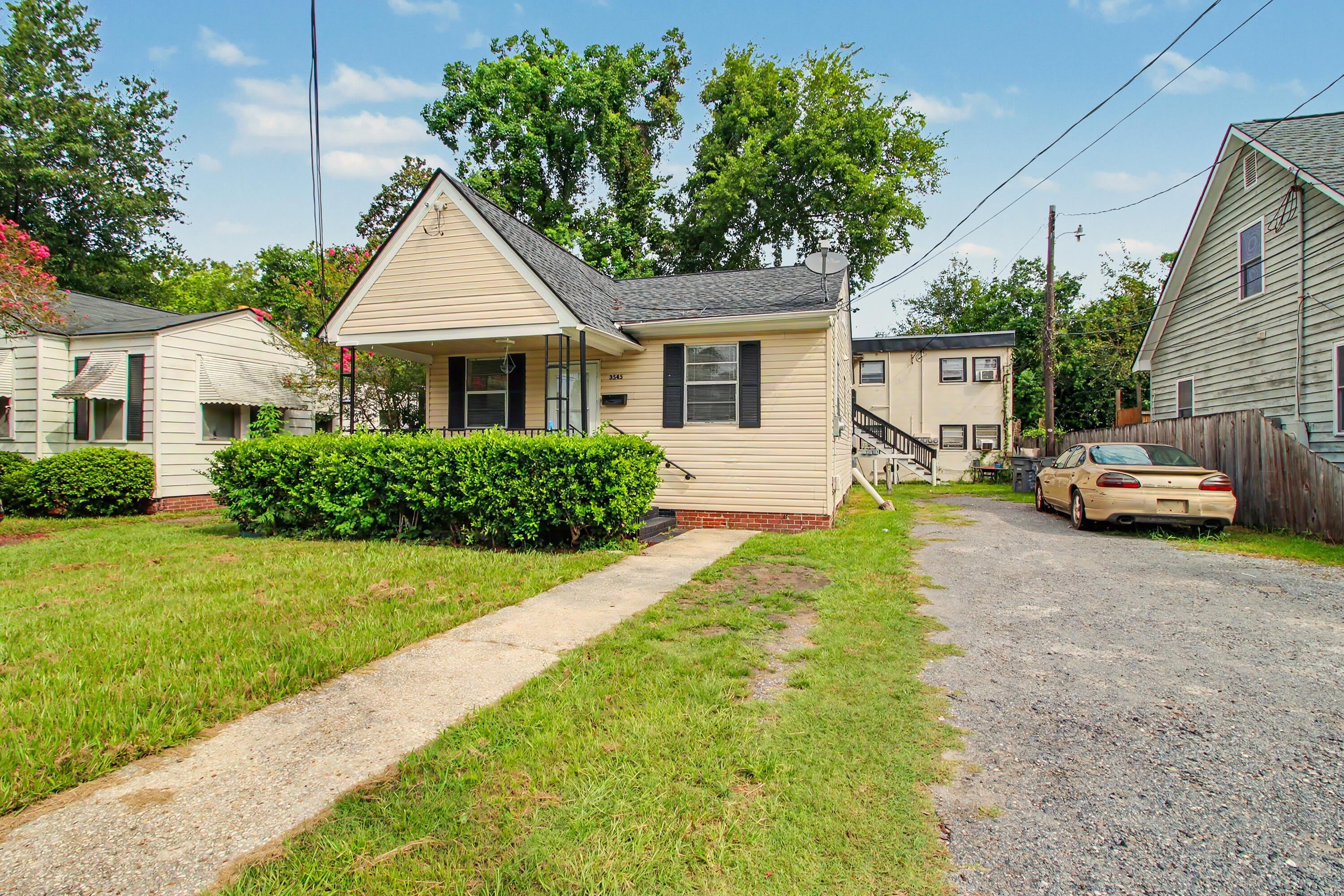 3545 Admiral Drive – photo 2