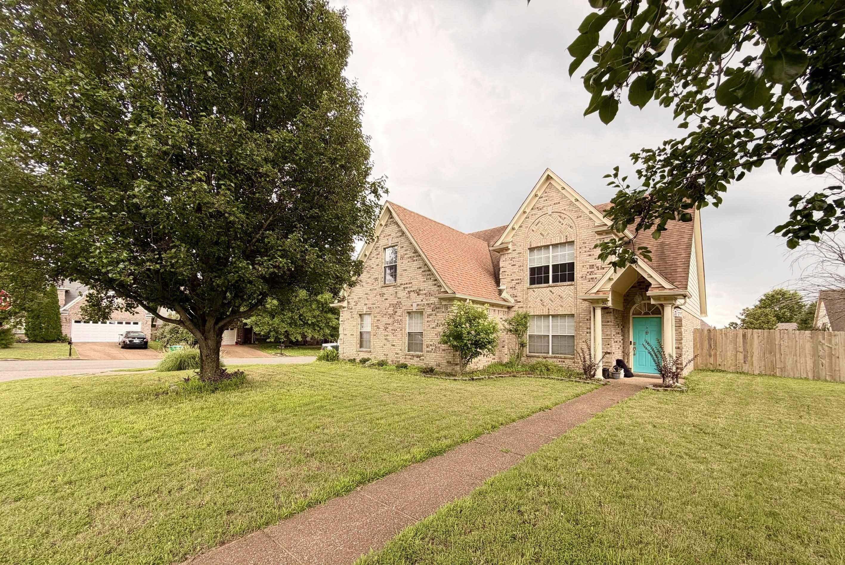 240 MAGNOLIA GARDEN Ln – photo 3