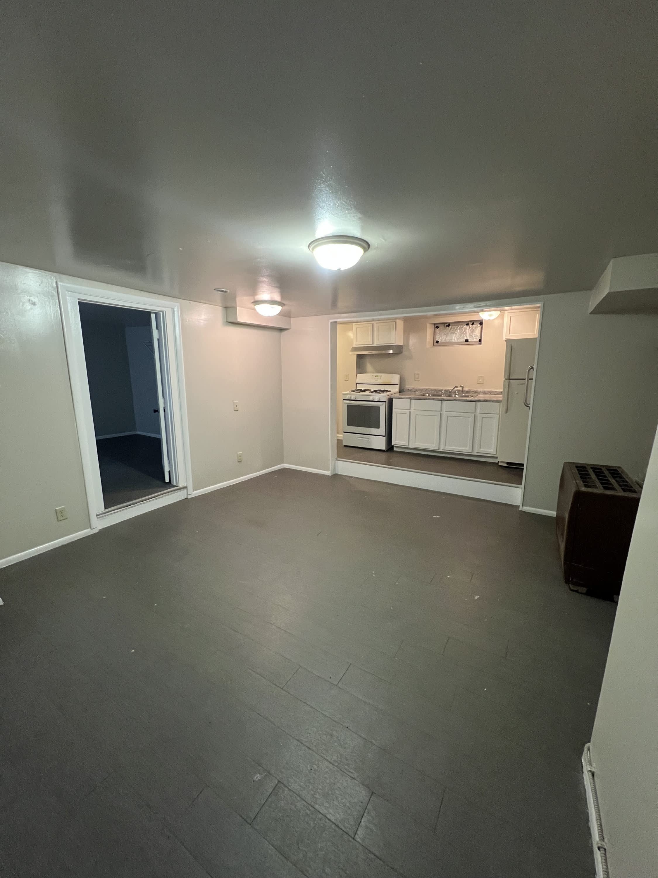 1036 Jessie St, 1 – photo 3