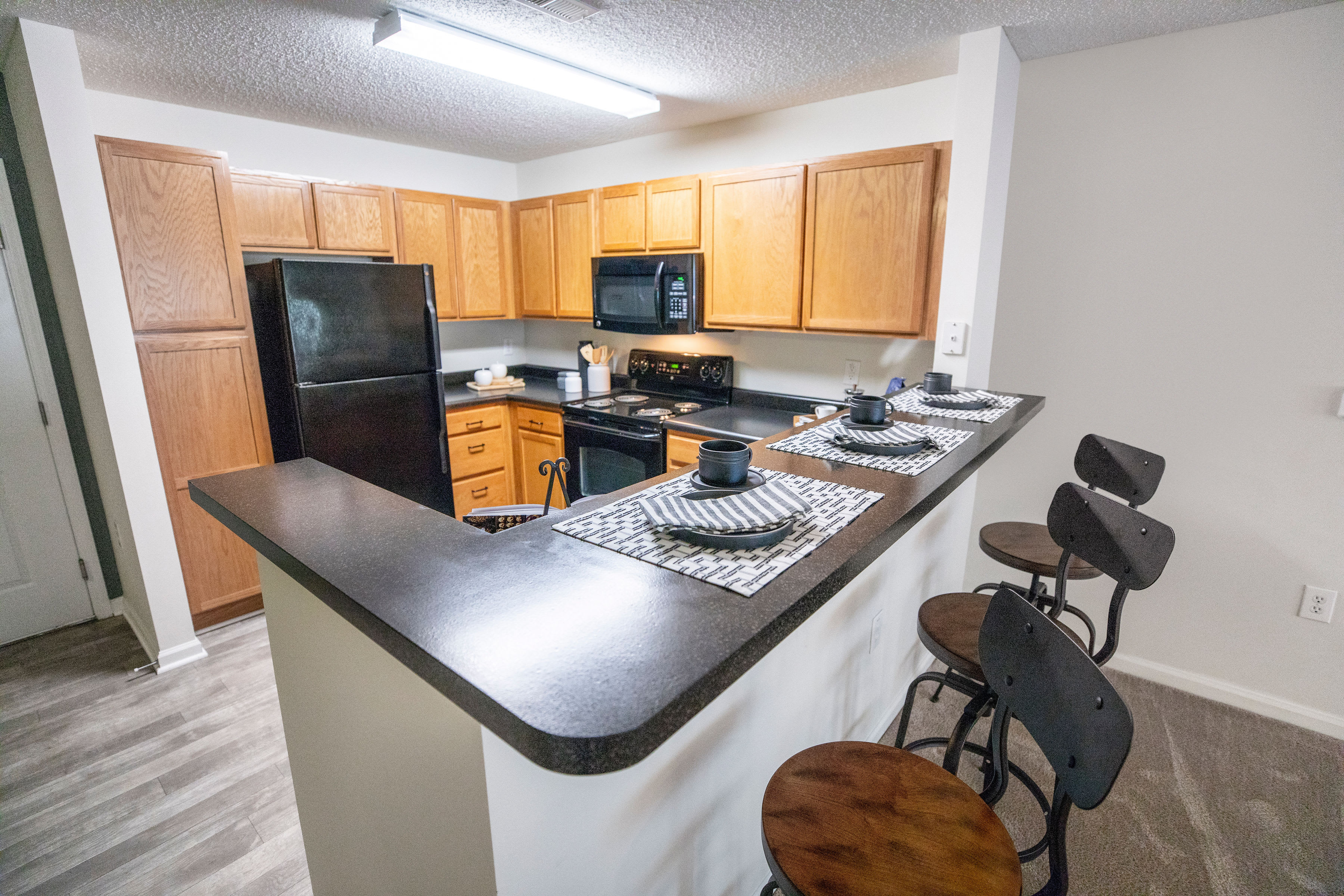 2121 Glendale Drive – photo 3