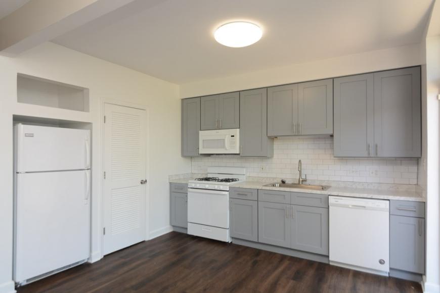 5206 Sawyer – photo 3