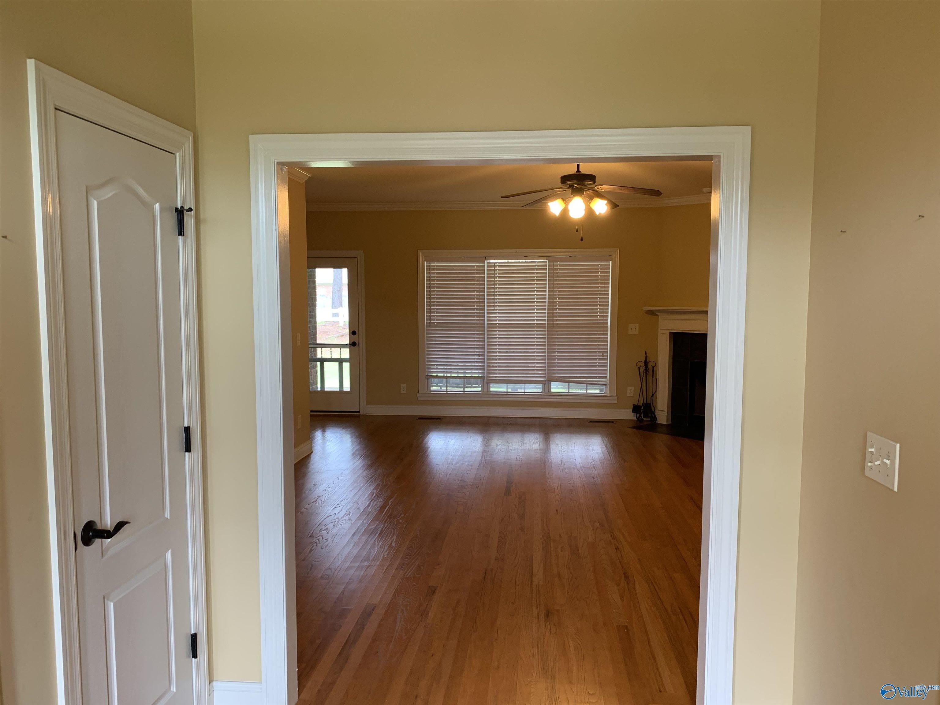 100 Mayfair Court – photo 2