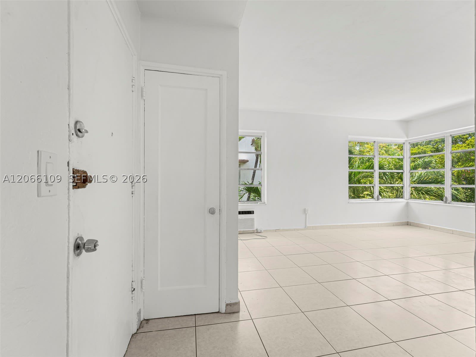 821 Jefferson Ave – photo 4