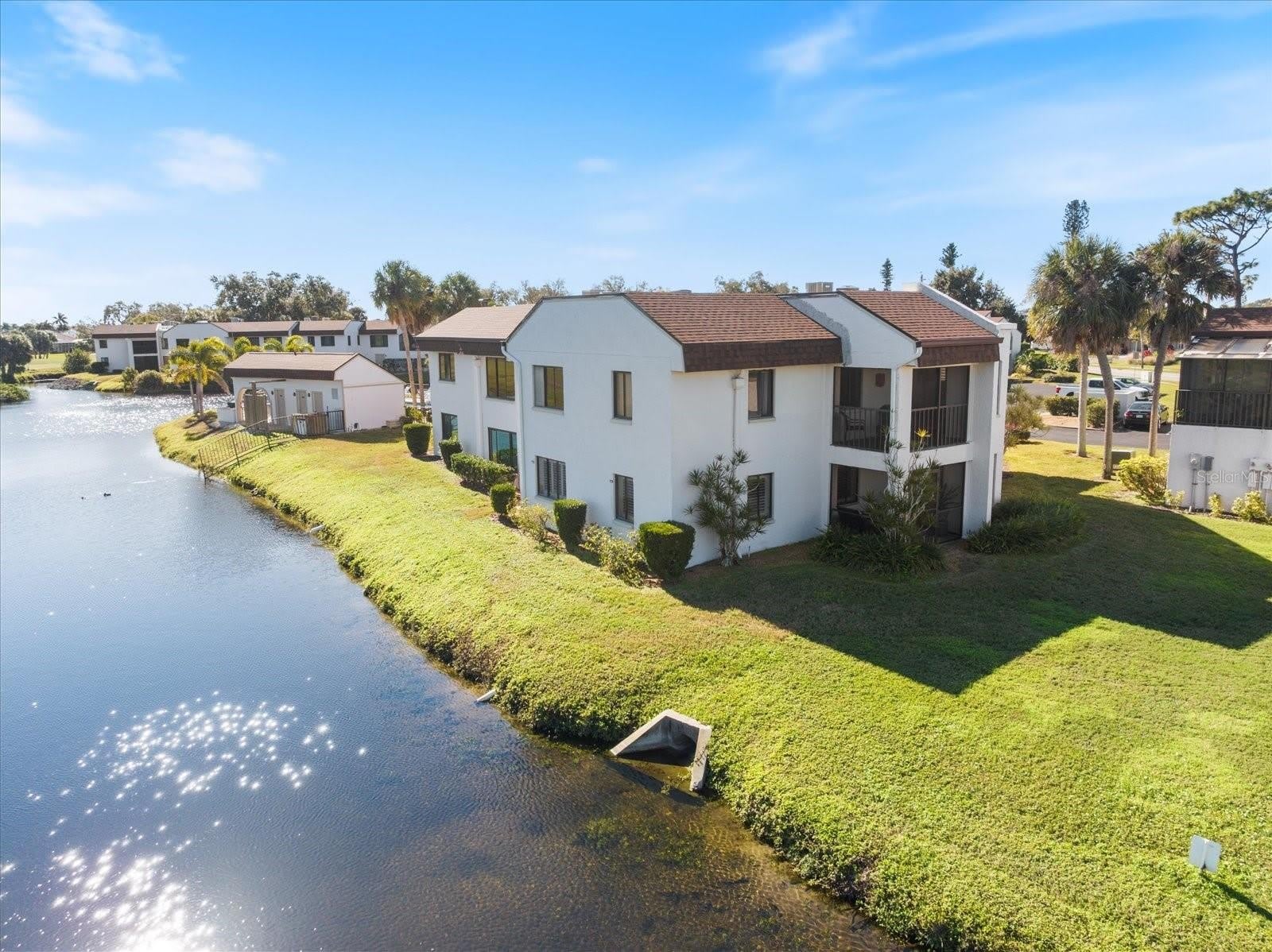 822 CAPRI ISLES Boulevard – photo 5