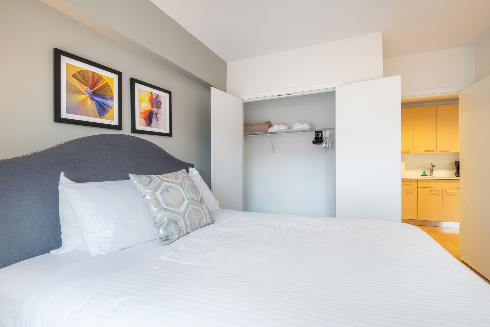 1085 Boylston – photo 4