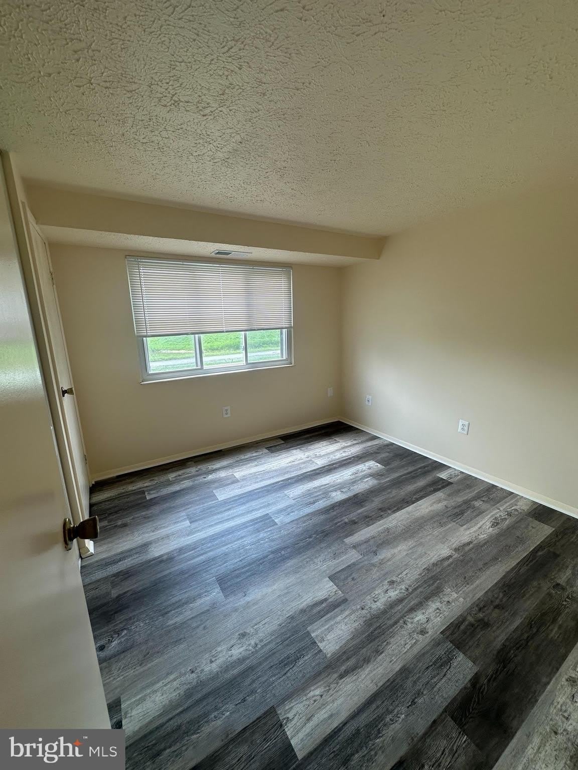 550 HEATHER RIDGE Drive – photo 2