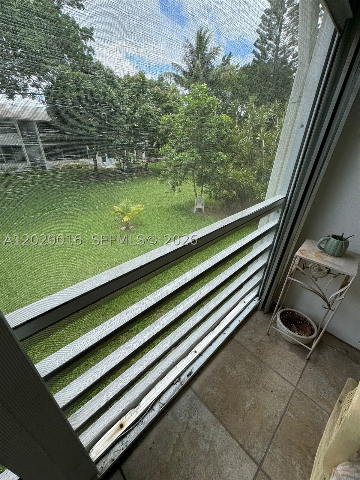221 Kent M – photo 3