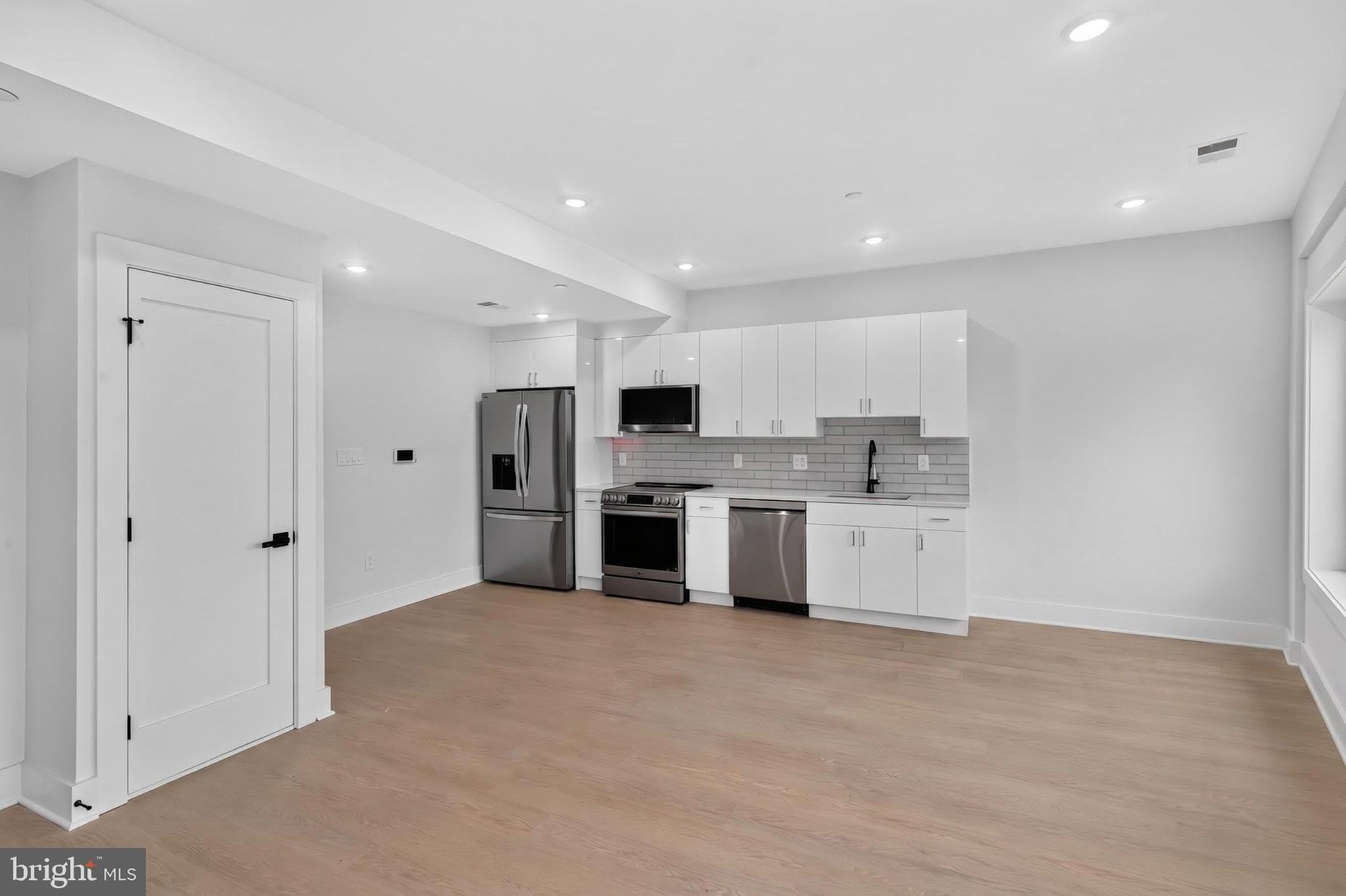 1650 COLUMBIA Road NW – photo 5