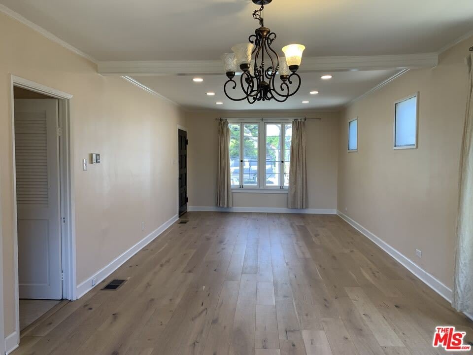 2726 Angus St – photo 2