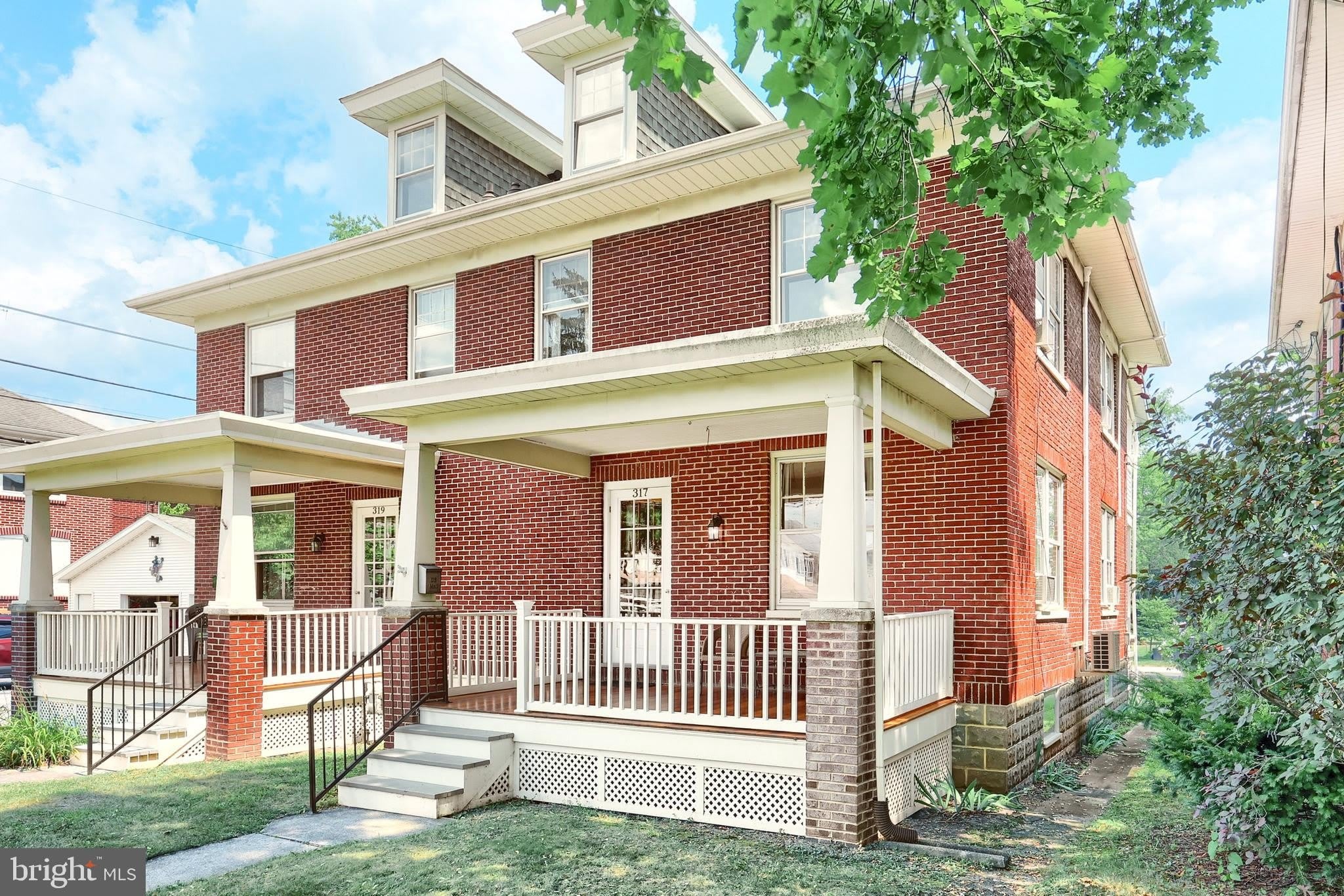 317 N STRATTON STREET – photo 2