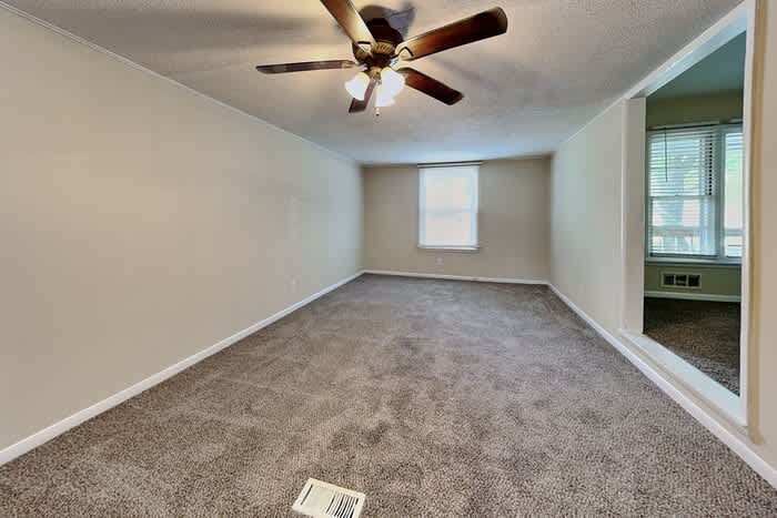 11199 Lantern Road – photo 3