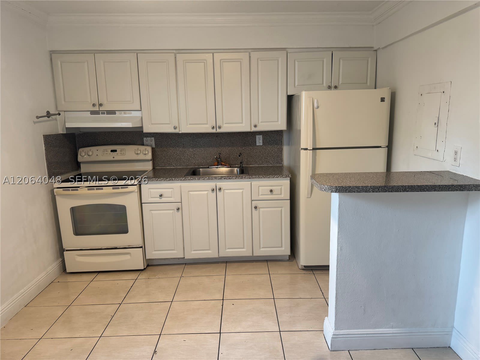 11 SW 32nd Ave – photo 3
