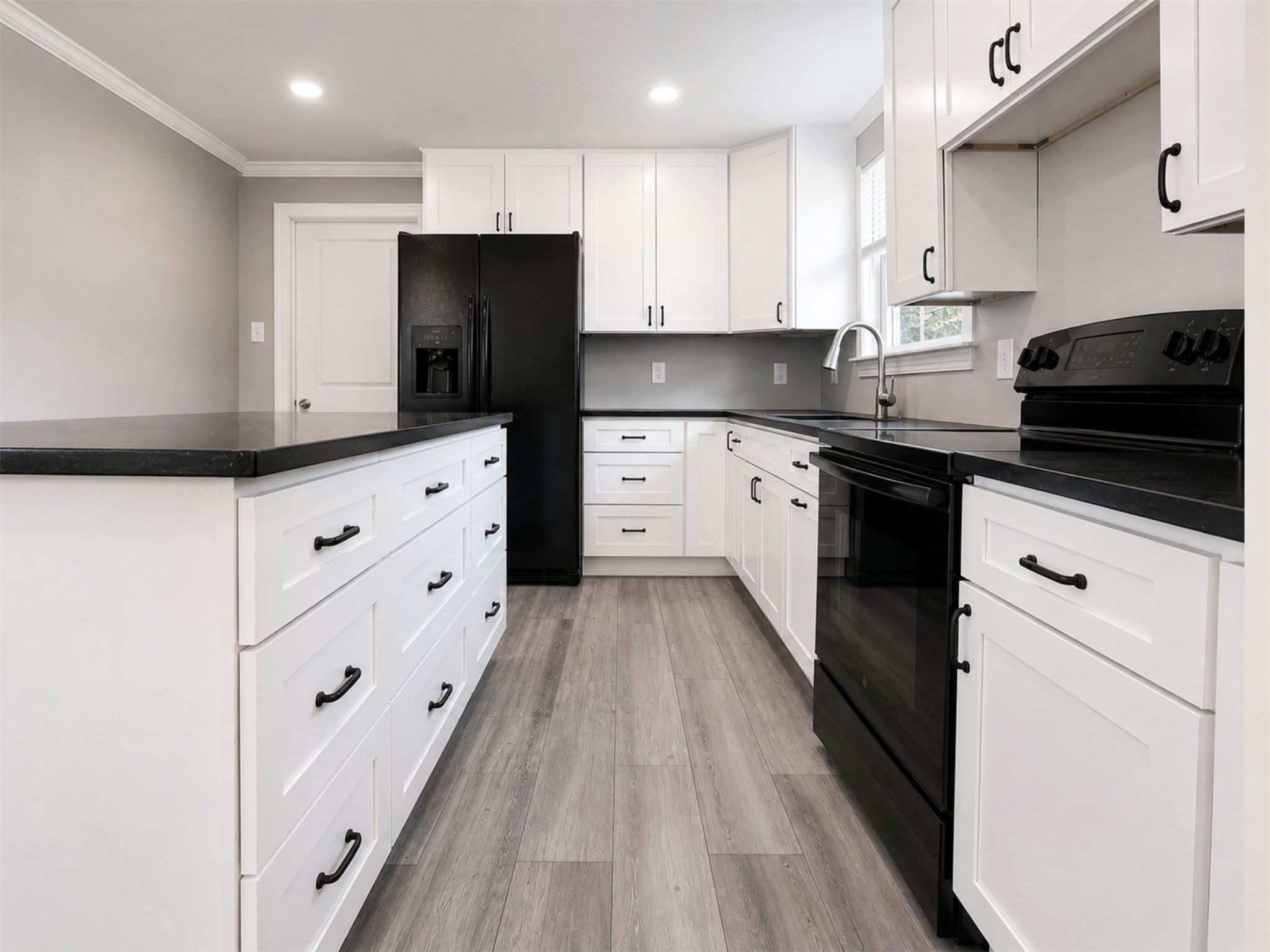 1306 Locust Street – photo 2