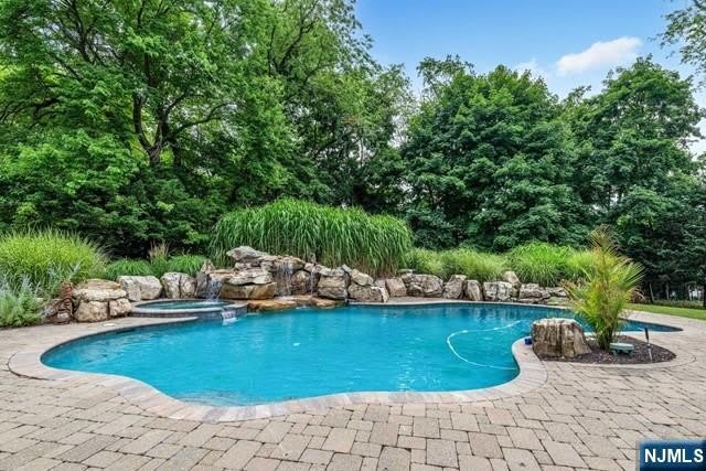 356 N Farview Avenue – photo 4