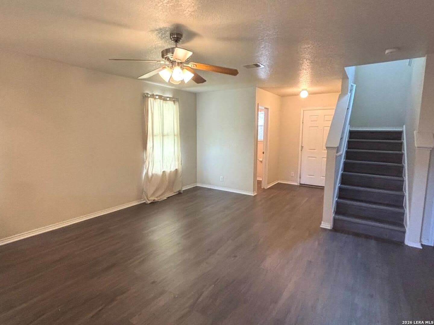 136 Hampton Way – photo 5