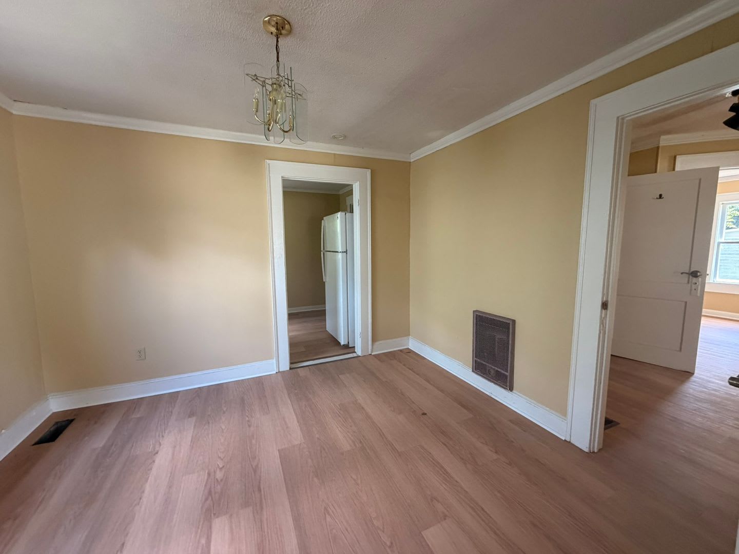 346 North College Street – photo 3
