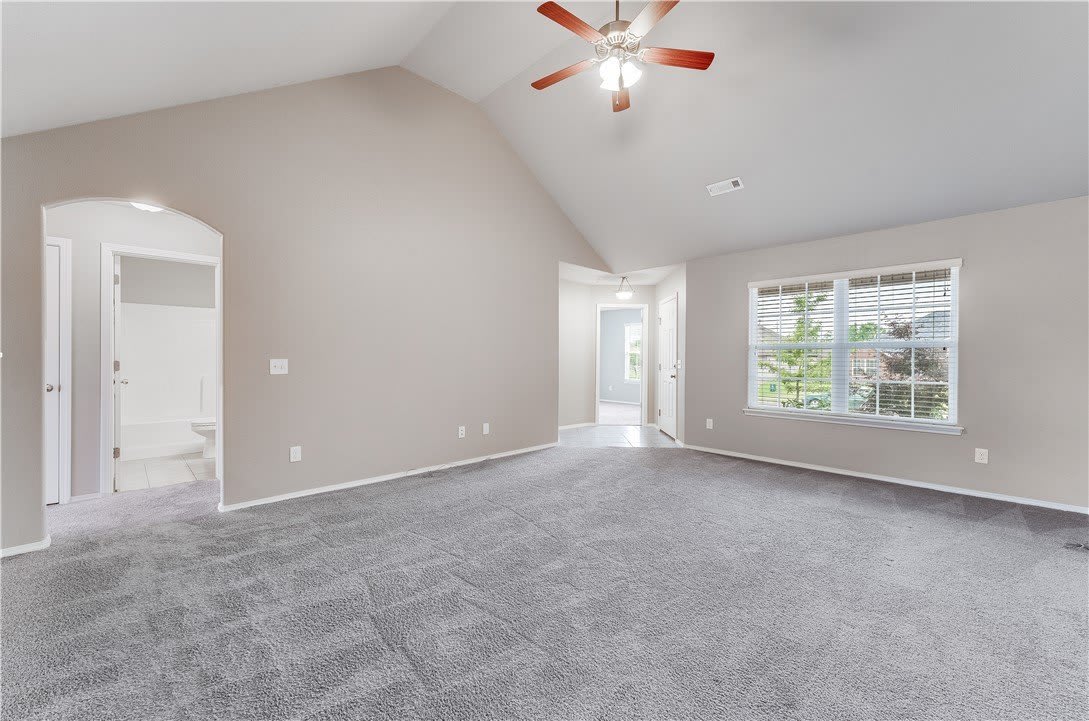 705 Sw River Rock Street – photo 5