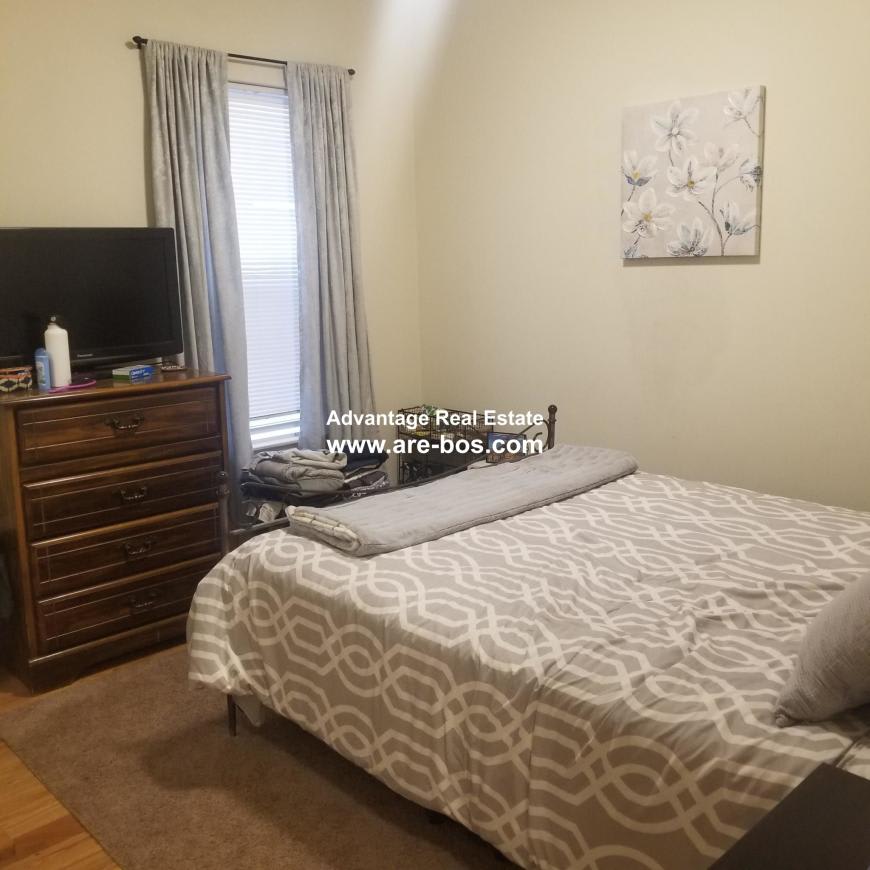 121 Webster Ave. – photo 5