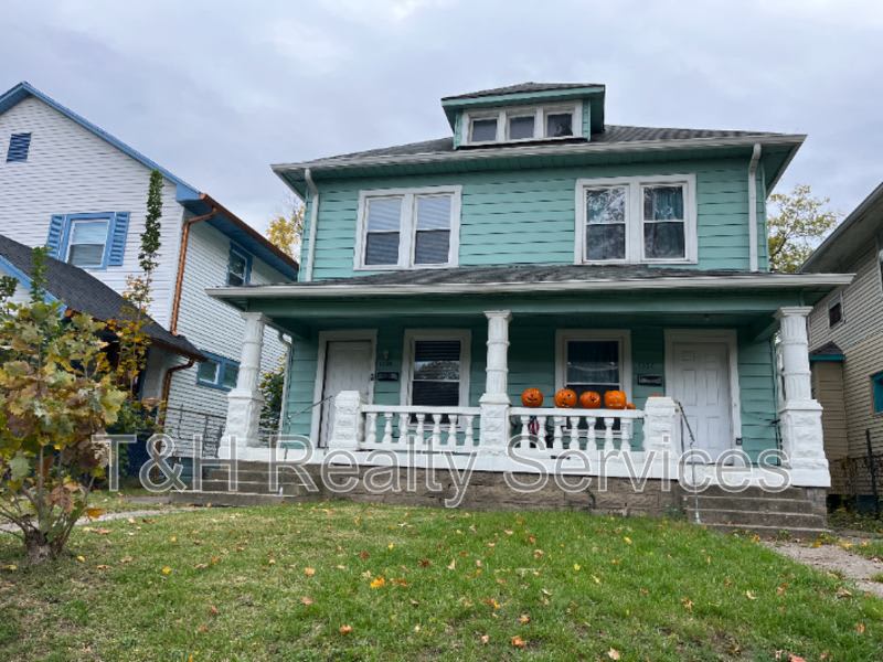 1029 North Parker Avenue – photo 2