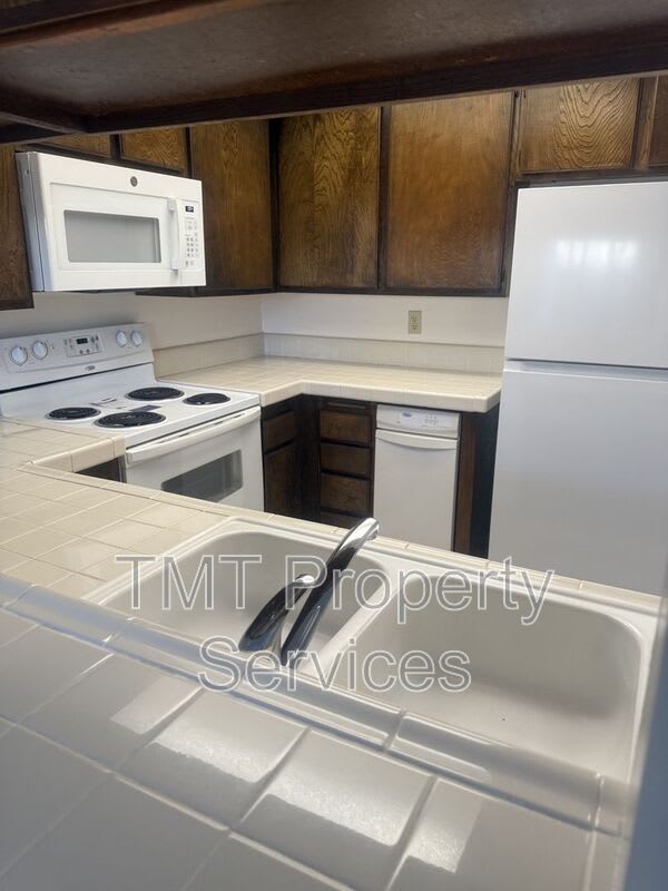 413 E. Rice Ranch Road – photo 4