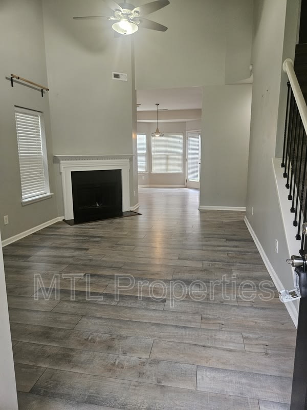 8716 Berrybrook Lane – photo 4