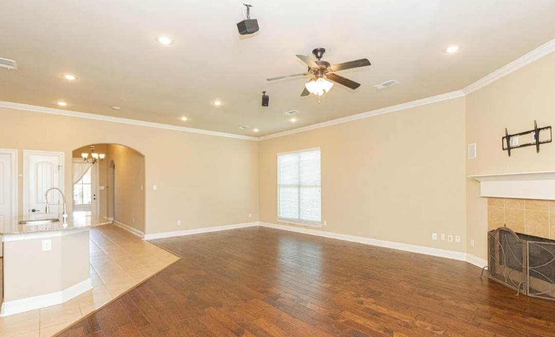 231 Forest Grove Drive – photo 5