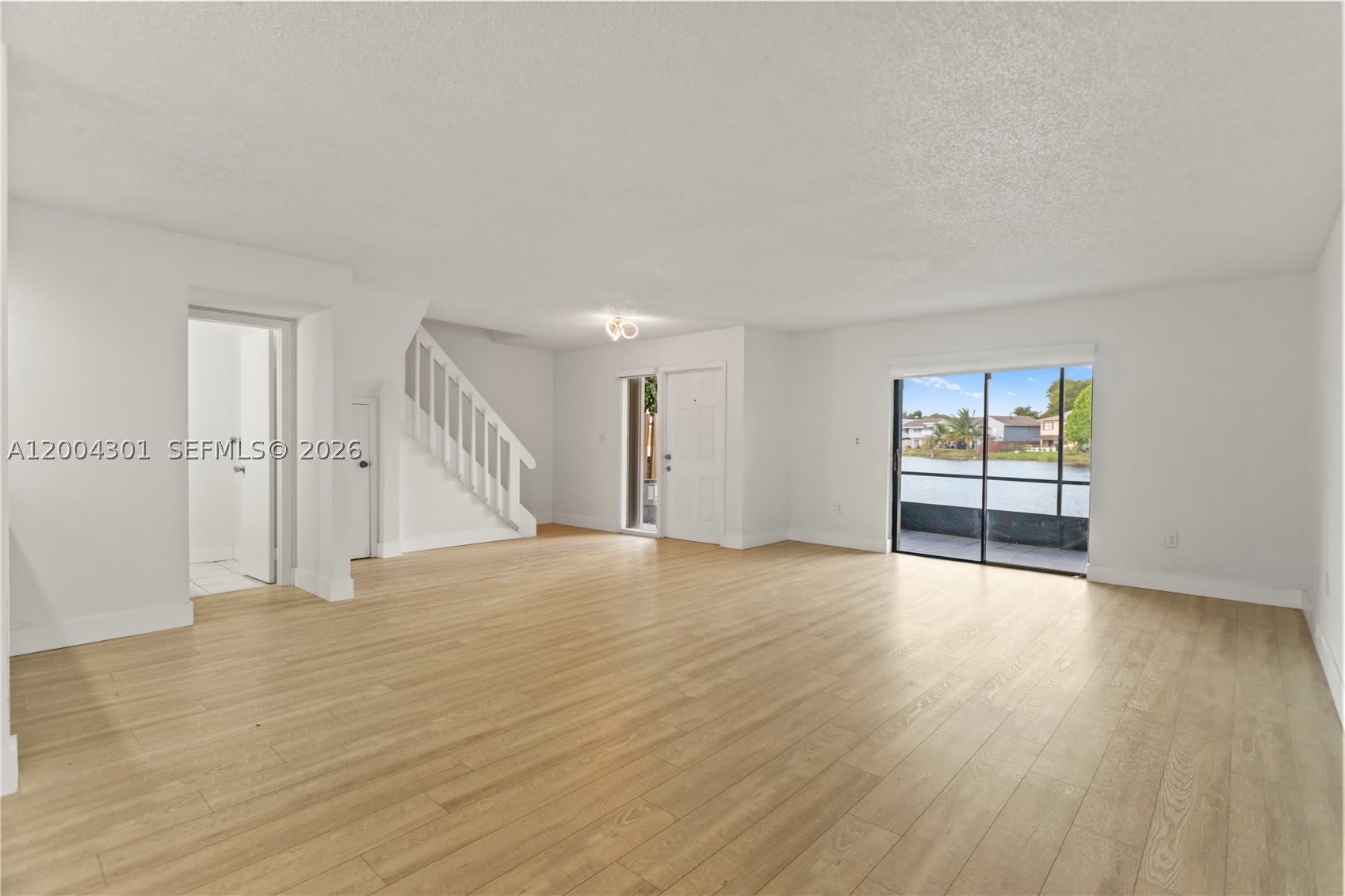 6745 NW 169th St – photo 2